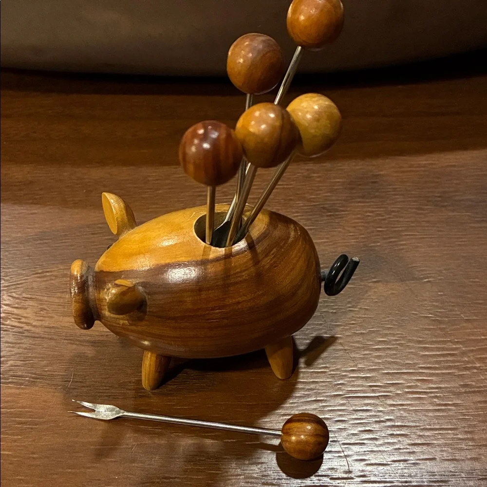 Oliv-Art Wooden Pig Toothpick Holder with 3” Cocktail Forks 6 Forks Olive Wood